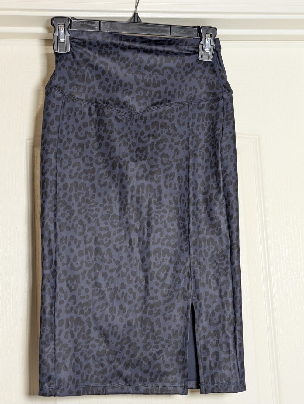 Halara Cheetah Print Black Midi Skirt Stretchy Soft Size Small Women's